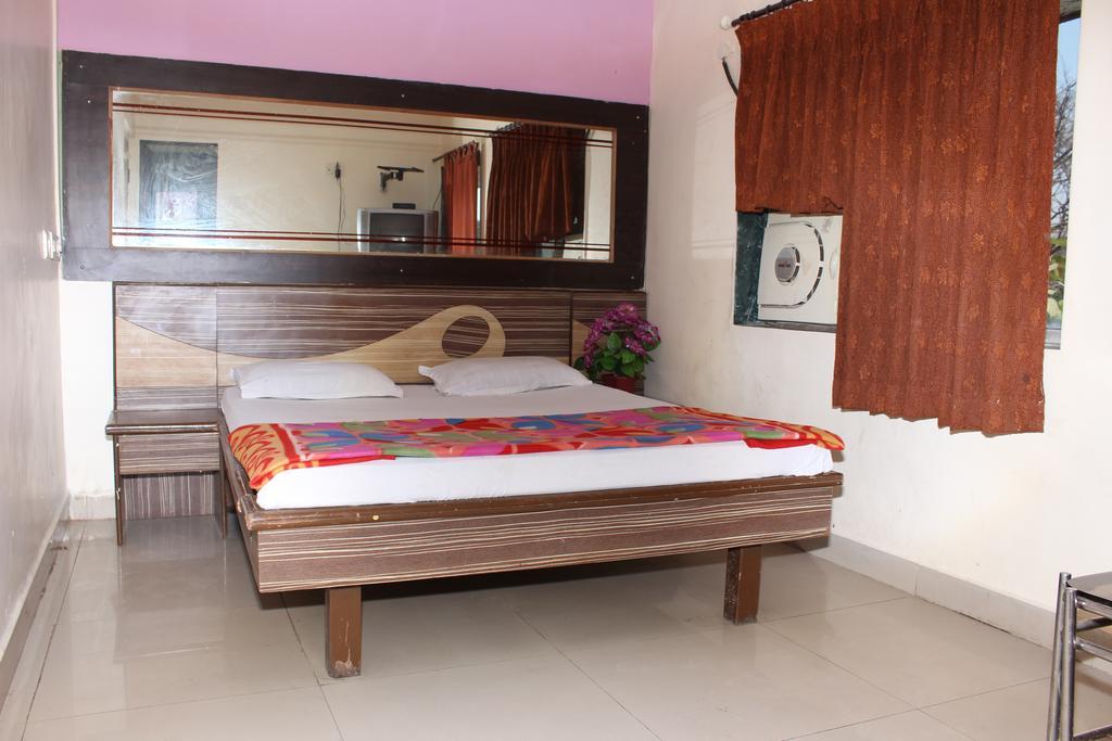 Hotel Shiva Panvel Ngoại thất bức ảnh